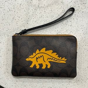 Coach Signature Dinosaur corner zip Wristlet